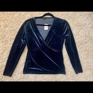 J.crew j crew mercantile velvet wrap top shirt med